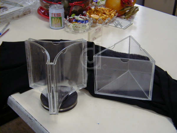 3 Sided Tabletop Clear Acrylic Menu Holder For Restaurant