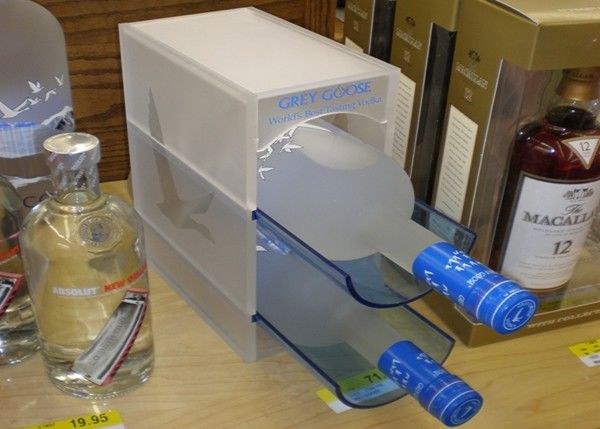 Transparent / Colored Acrylic Wine Display , Wine Bottle Glass Perspex Holder