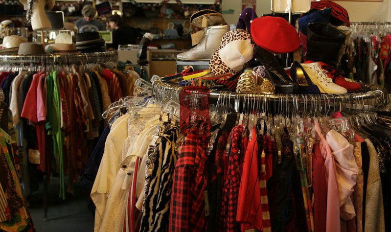 Scarf / Bag / Apparel Display Racks For Retail Stores With Round Tube